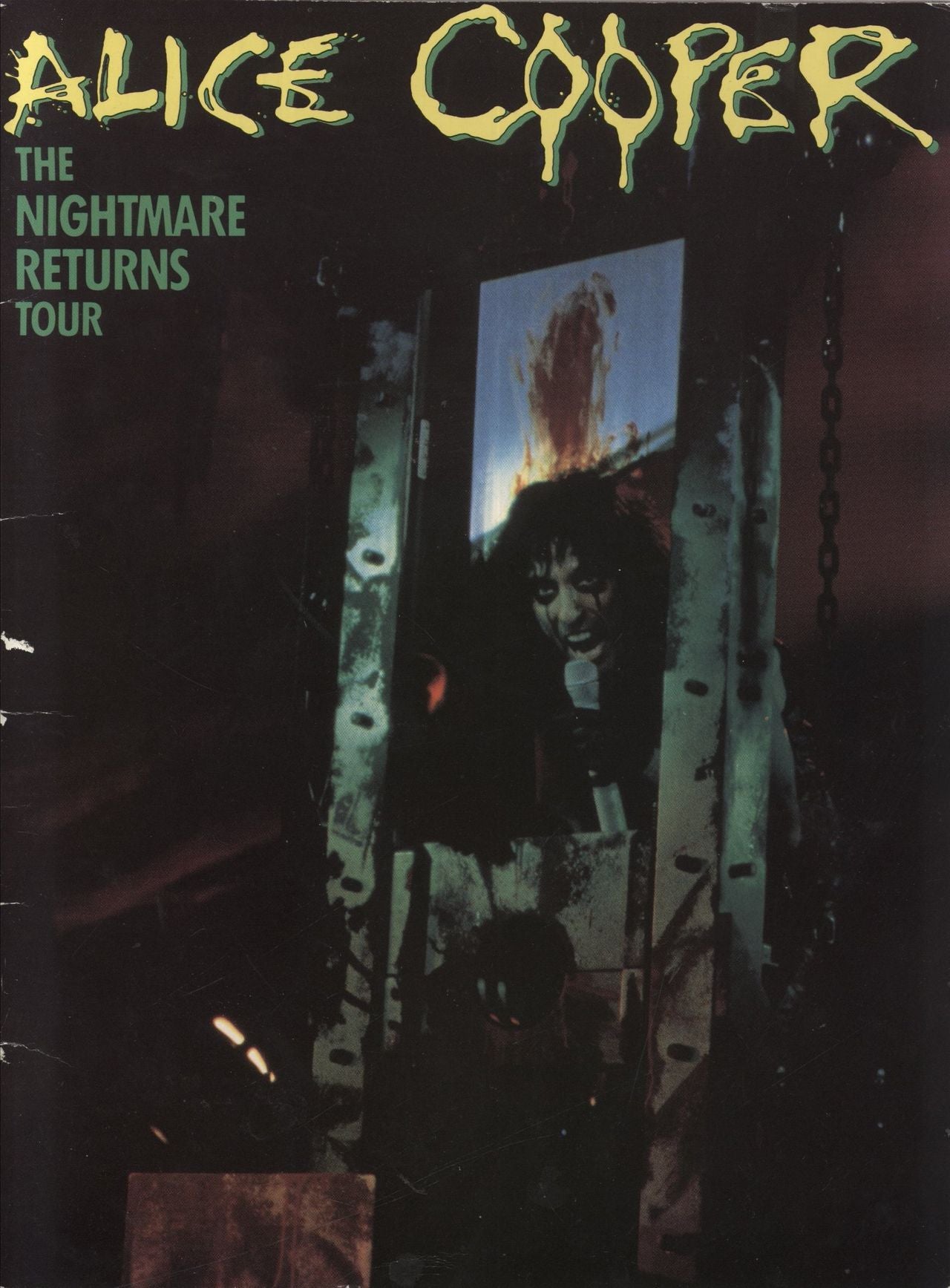 Alice Cooper The Nightmare Returns Tour UK tour programme TOUR PROGRAMME