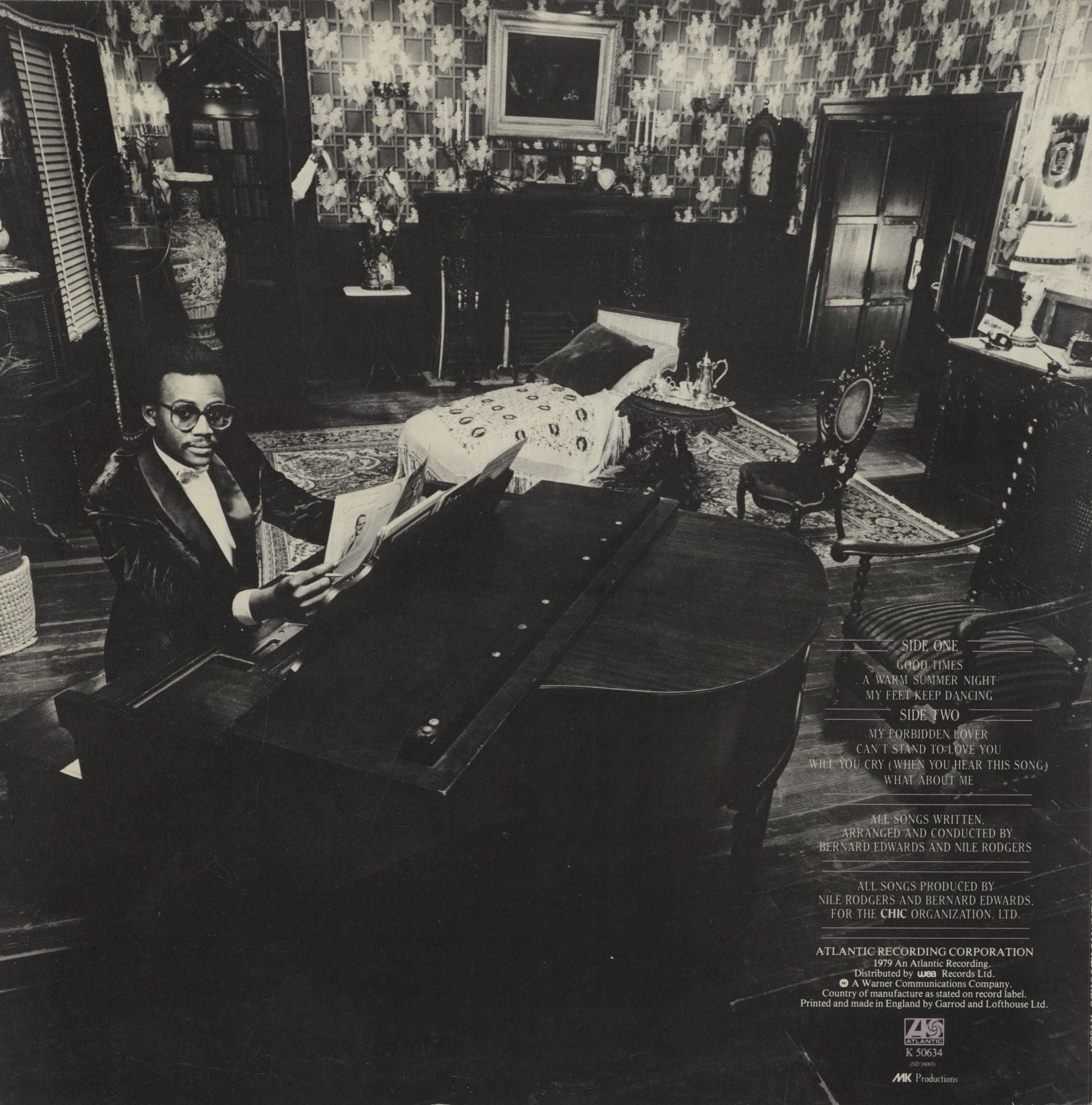 Chic Risque UK vinyl LP album (LP record)